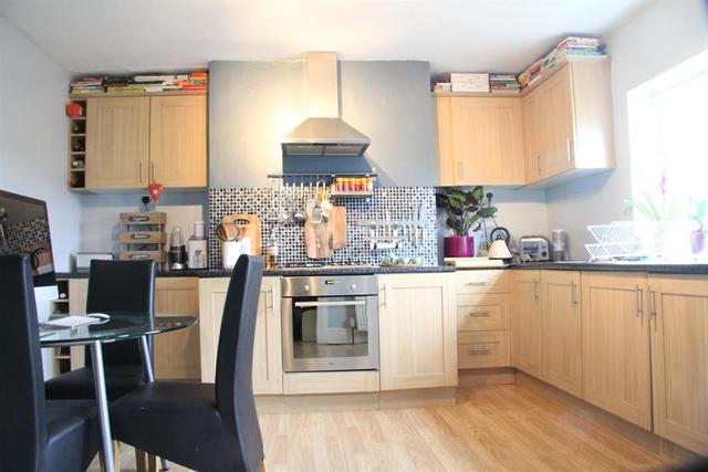  Image of 3 bedroom Terraced house for sale in Batter Lane Rawdon Leeds LS19 at Rawdon Leeds Rawdon, LS19 6EU