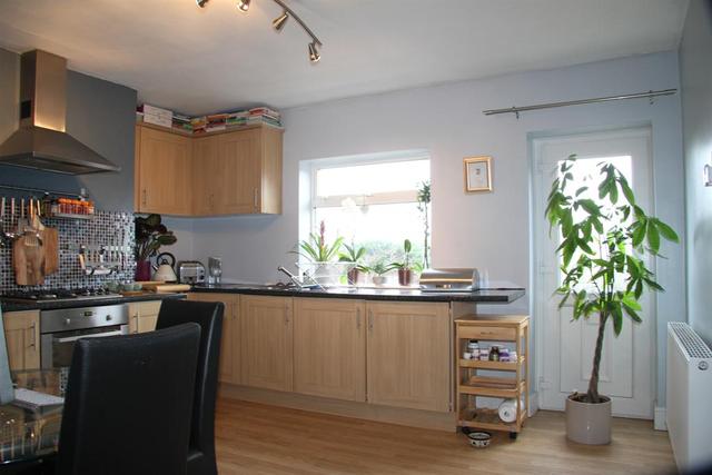  Image of 3 bedroom Terraced house for sale in Batter Lane Rawdon Leeds LS19 at Rawdon Leeds Rawdon, LS19 6EU