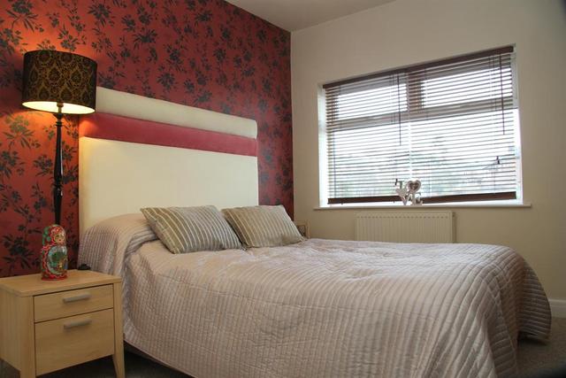  Image of 3 bedroom Terraced house for sale in Batter Lane Rawdon Leeds LS19 at Rawdon Leeds Rawdon, LS19 6EU