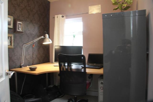  Image of 3 bedroom Terraced house for sale in Batter Lane Rawdon Leeds LS19 at Rawdon Leeds Rawdon, LS19 6EU
