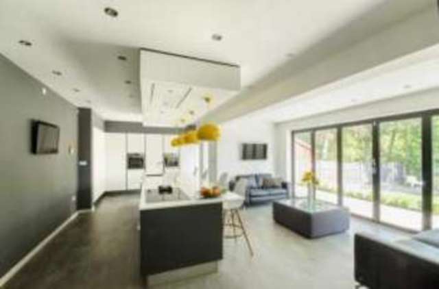  Image of 4 bedroom Bungalow for sale in Bawtry Road Bessacarr Doncaster DN4 at Bessacarr Doncaster Bessacarr, DN4 7AL