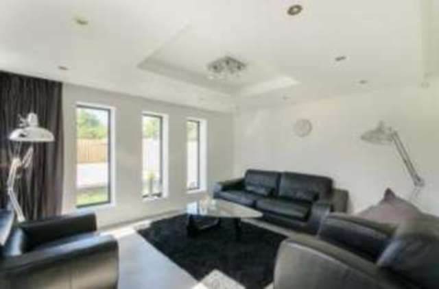  Image of 4 bedroom Bungalow for sale in Bawtry Road Bessacarr Doncaster DN4 at Bessacarr Doncaster Bessacarr, DN4 7AL