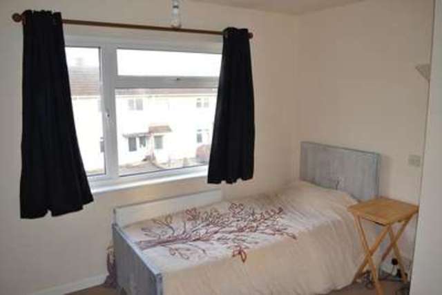  Image of 3 bedroom Terraced house to rent in Bazeley Road Matson Gloucester GL4 at Bazeley Road Matson Gloucester, GL4 6JF