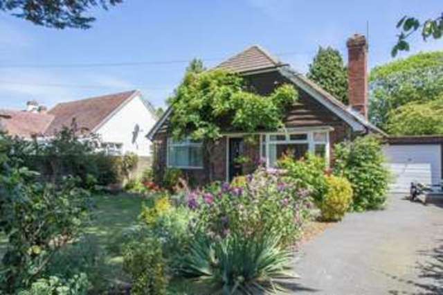  Image of 2 bedroom Detached house for sale in Beach Road Emsworth PO10 at Beach Road  Emsworth, PO10 7HR