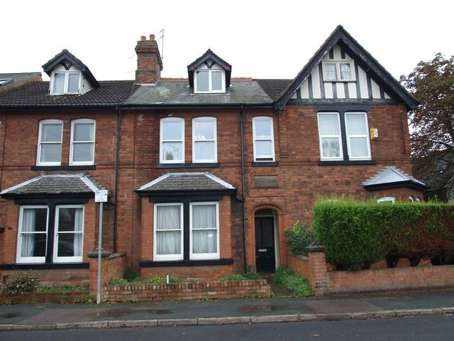  Image of 5 bedroom Terraced house to rent in Beacon Road Loughborough LE11 at Beacon Road  Loughborough, LE11 2BQ