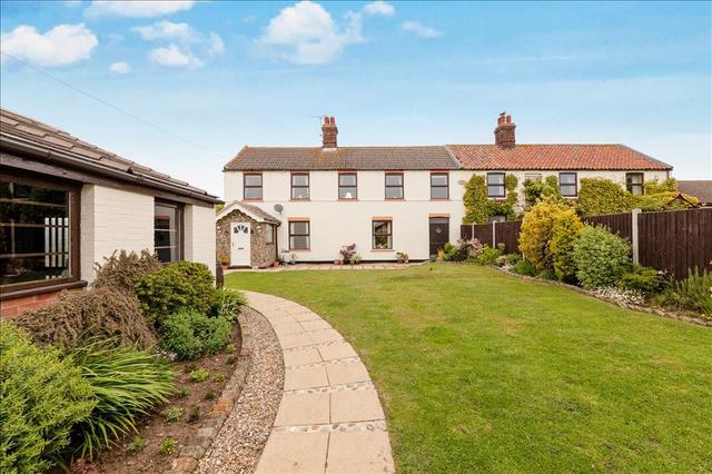  Image of 5 bedroom Semi-Detached house for sale in Beaconsfield Road Kessingland Lowestoft NR33 at Beaconsfield Road Kessingland LOWESTOFT, NR33 7RD
