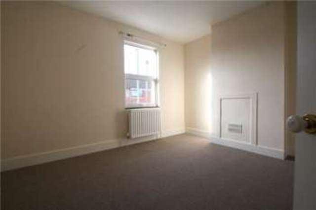  Image of 2 bedroom Terraced house to rent in Beaconsfield Road Wick Littlehampton BN17 at Littlehampton Wick, BN17 6LL