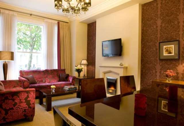 Image of 3 bedroom Apartment to rent in Beaufort Gardens London SW3 at Beaufort Gardens Knightsbridge London, SW3 1PN