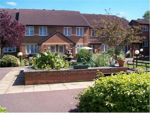  Image of 1 bedroom Retirement Property for sale in Beck Lane Beckenham BR3 at Beck Lane  Beckenham, BR3 4RB
