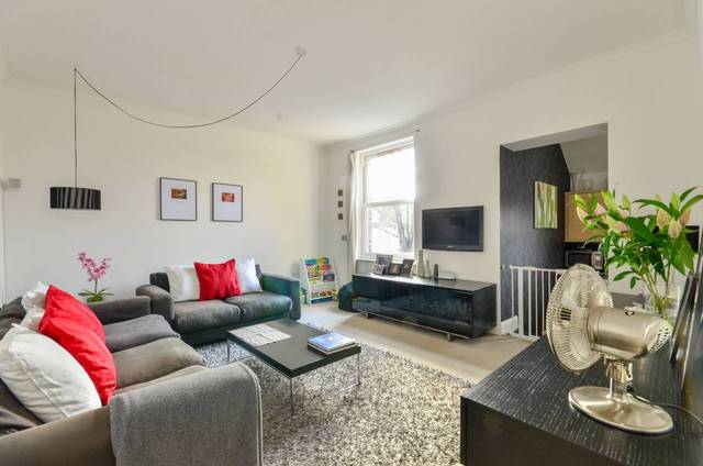  Image of 2 bedroom Flat for sale in Beckenham Road Beckenham BR3 at Beckenham Road  Beckenham, BR3 4PS