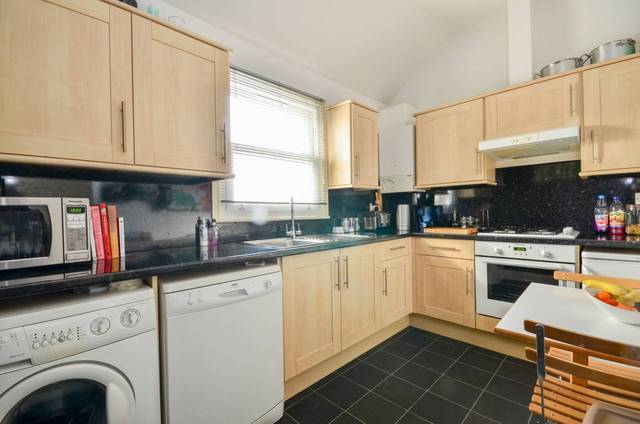  Image of 2 bedroom Flat for sale in Beckenham Road Beckenham BR3 at Beckenham Road  Beckenham, BR3 4PS