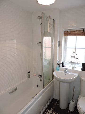  Image of 2 bedroom Terraced house for sale in Beckett Gardens Bramley Tadley RG26 at Beckett Gardens Bramley Tadley, RG26 5FZ