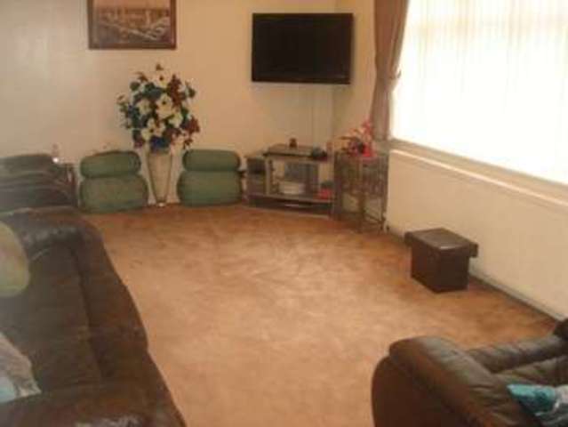  Image of 4 bedroom Semi-Detached house for sale in Becmead Avenue Queensbury Harrow HA3 at Becmead Avenue  Harrow, HA3 8HD