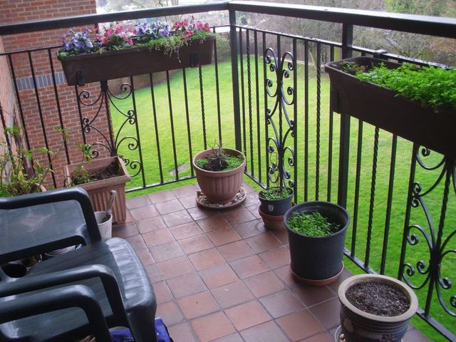  Image of 2 bedroom Retirement Property for sale in London Road Crayford Dartford DA1 at London Road  Crayford, DA1 4EB