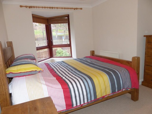  Image of 6 bedroom Town House to rent in Beechmount Park Edinburgh EH12 at Murrayfield Edinburgh Edinburgh, EH12 5YT