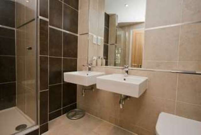  Image of 3 bedroom Flat for sale in Watford Road Northwood HA6 at Northwood, HA6 3FE