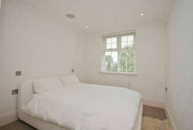  Image of 3 bedroom Flat for sale in Watford Road Northwood HA6 at Northwood, HA6 3FE