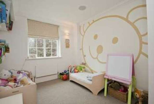  Image of 3 bedroom Flat for sale in Watford Road Northwood HA6 at Northwood, HA6 3FE