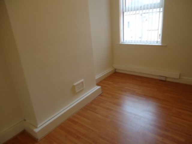  Image of 3 bedroom Terraced house to rent in Bell Street Old Swan Liverpool L13 at old swan  Liverpool, L13 2DP