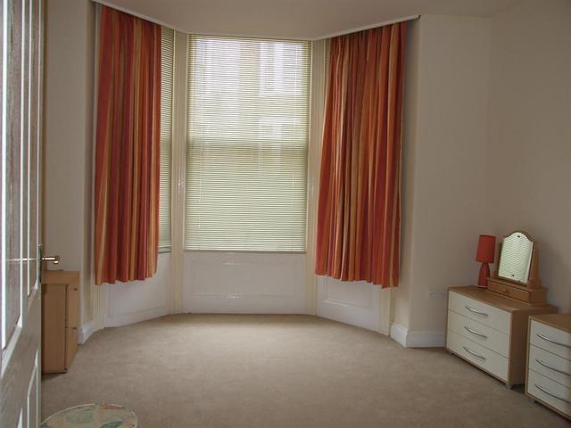  Image of 2 bedroom Apartment for sale in Belle Vue Parade Scarborough YO11 at Scarborough North Yorkshire Scarborough, YO11 1SU