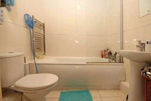  Image of 2 bedroom Flat for sale in Belle Vue Road Southbourne Bournemouth BH6 at Belle Vue Road Southbourne Bournemouth, BH6 3EL