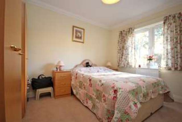  Image of 2 bedroom Flat for sale in Belle Vue Road Southbourne Bournemouth BH6 at Belle Vue Road Southbourne Bournemouth, BH6 3EL