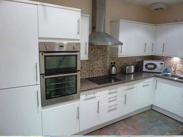  Image of 2 bedroom Flat to rent in Bellevue Road Edinburgh EH7 at Broughton Edinburgh Edinburgh, EH7 4DJ