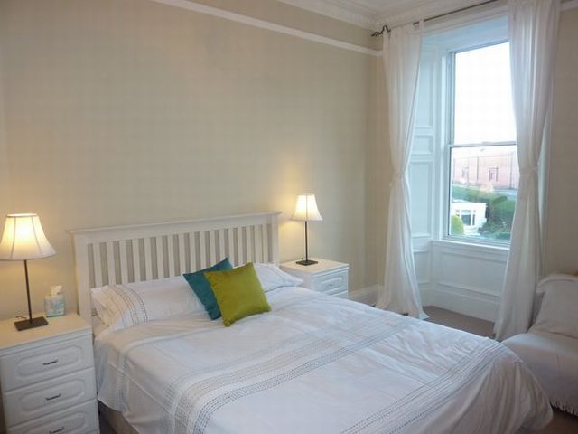  Image of 1 bedroom Flat to rent in Bellevue Road Edinburgh EH7 at Broughton Edinburgh Edinburgh, EH7 4DL
