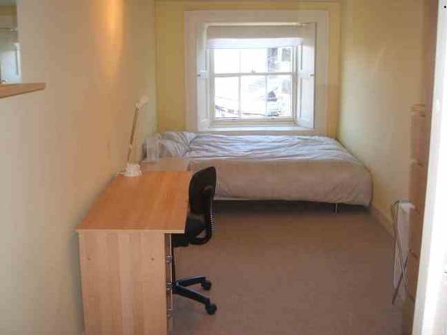  Image of 4 bedroom Flat to rent in Bellevue Terrace Edinburgh EH7 at Canonmills Edinburgh Edinburgh, EH7 4DU