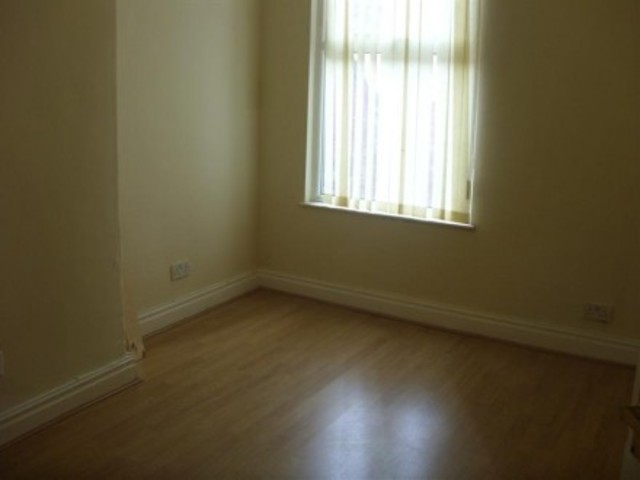  Image of 4 bedroom Terraced house to rent in Belmont Road Anfield Liverpool L6 at Anfield  Liverpool, L6 5BJ