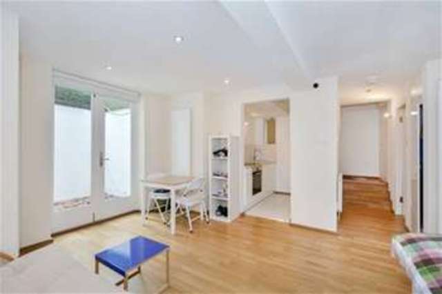  Image of Flat to rent in Belsize Avenue London NW3 at Belsize Park, NW3 4AH