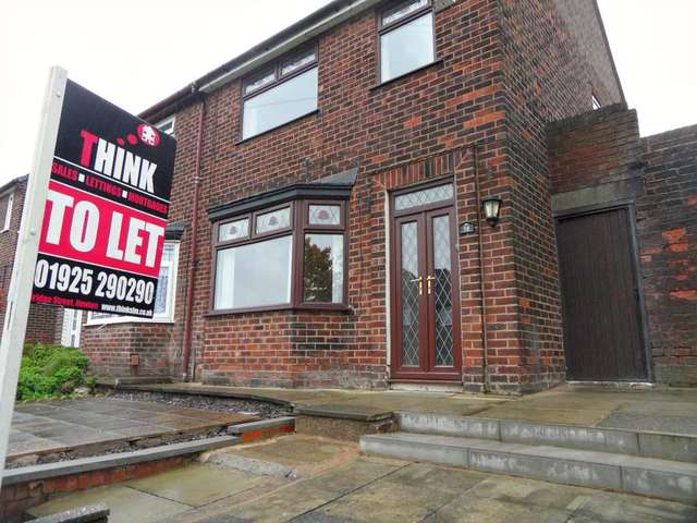  Image of 3 bedroom Semi-Detached house to rent in Belvedere Road Newton-Le-Willows WA12 at Belvedere Road  Newton Le Willows, WA12 0JS