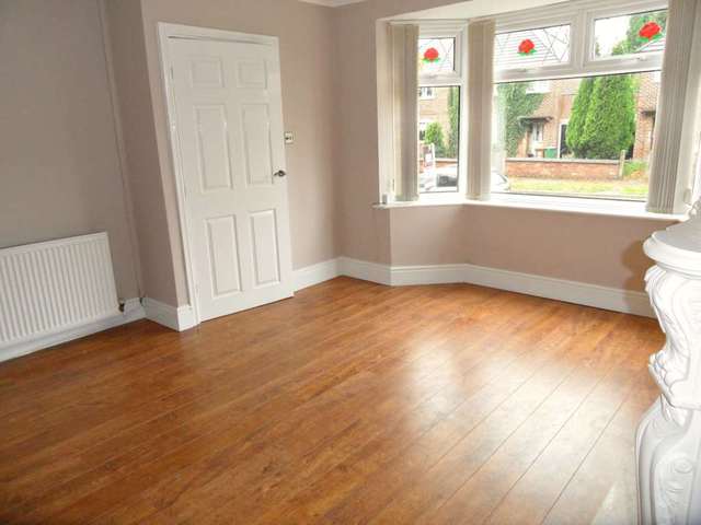  Image of 3 bedroom Semi-Detached house to rent in Belvedere Road Newton-Le-Willows WA12 at Belvedere Road  Newton Le Willows, WA12 0JS