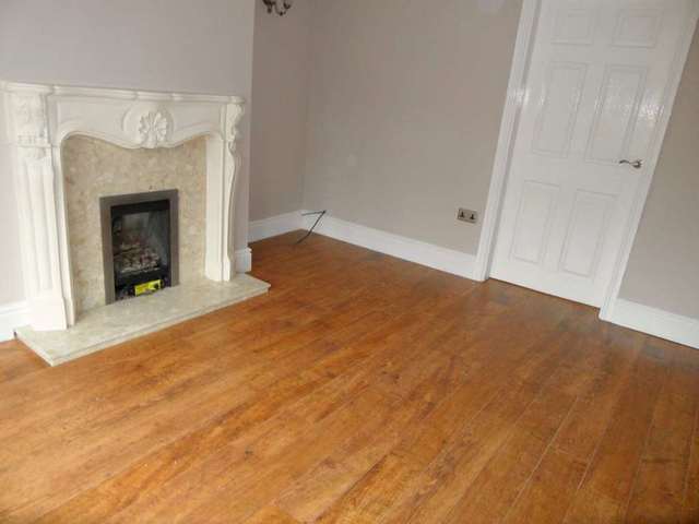  Image of 3 bedroom Semi-Detached house to rent in Belvedere Road Newton-Le-Willows WA12 at Belvedere Road  Newton Le Willows, WA12 0JS