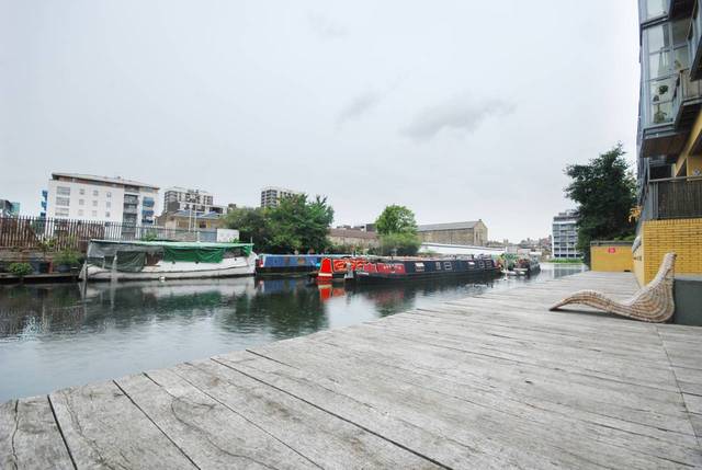  Image of 2 bedroom Flat to rent in Kingsland Road London E8 at Benyon Wharf  Haggerston, E8 4DQ