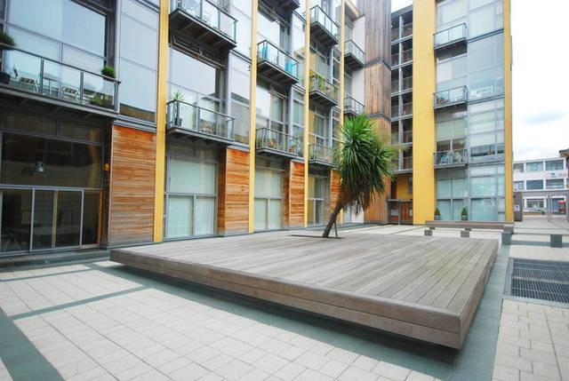  Image of 2 bedroom Flat to rent in Kingsland Road London E8 at Benyon Wharf  Haggerston, E8 4DQ
