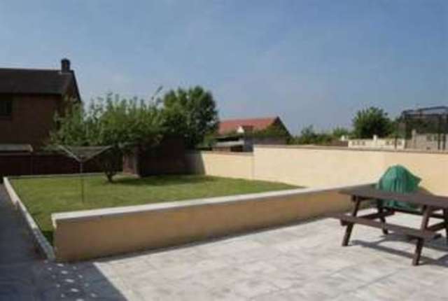  Image of 3 bedroom Detached house for sale in Bere Lane Glastonbury BA6 at Glastonbury, BA6 8BA
