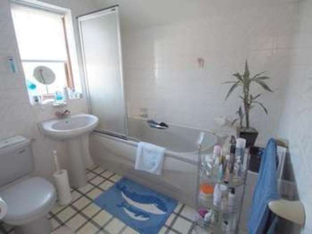  Image of 4 bedroom Detached house for sale in Beresford Avenue Chapel-En-Le-Frith High Peak SK23 at Chapel-en-le-Frith  High Peak, SK23 0PZ