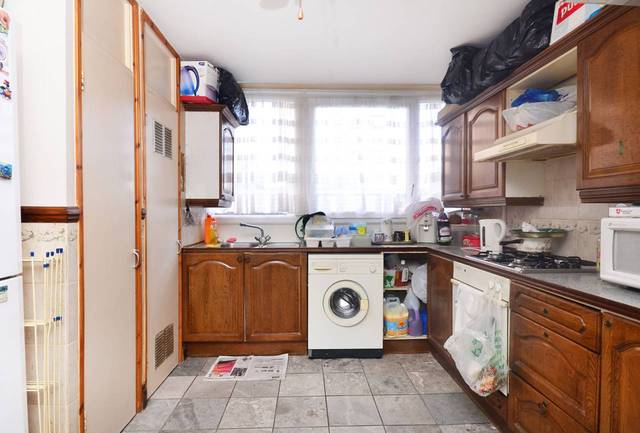  Image of 1 bedroom Flat for sale in Berger Road London E9 at Berger Road  Homerton, E9 6HT