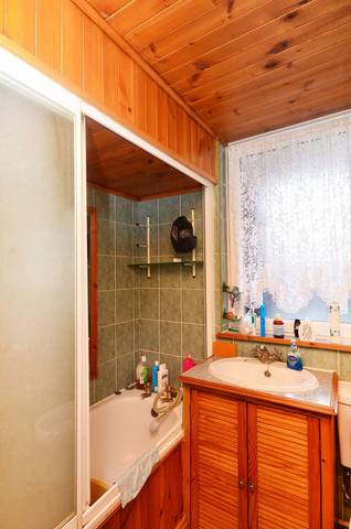  Image of 1 bedroom Flat for sale in Berger Road London E9 at Berger Road  Homerton, E9 6HT