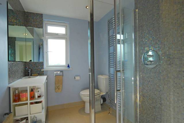  Image of 4 bedroom Detached house to rent in Bethecar Road Harrow-on-the-Hill Harrow HA1 at Bethecar Road  Harrow, HA1 1SE