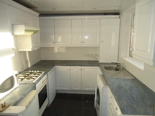  Image of 4 bedroom Terraced house to rent in Beverley Road Wavertree Liverpool L15 at Wavertree  Liverpool, L15 9HF