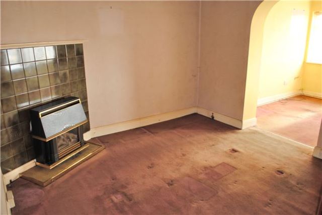  Image of 3 bedroom Semi-Detached house for sale in Bexhill Road St. Leonards-on-Sea TN38 at East Sussex, TN38 8AT