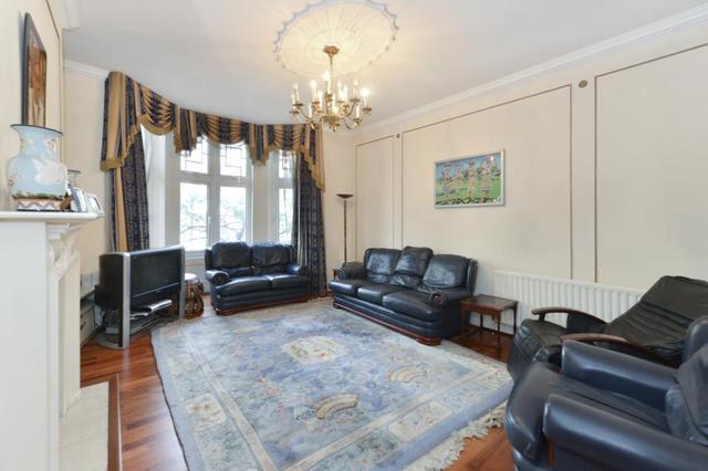  Image of 4 bedroom Flat for sale in Bickenhall Street London W1U at Bickenhall Street London Marylebone, W1U 6BS