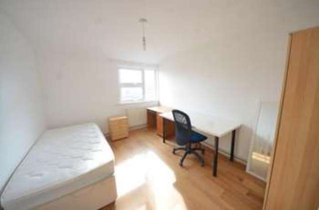  Image of 3 bedroom Maisonette to rent in Bingfield Street London N1 at Bingfield Street  Kings Cross, N1 0AG