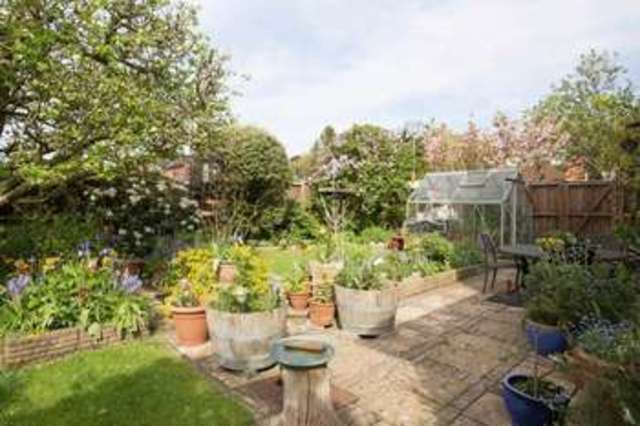  Image of 3 bedroom Detached house for sale in Birch Tree Drive Emsworth PO10 at Birch Tree Drive  Emsworth, PO10 7RY