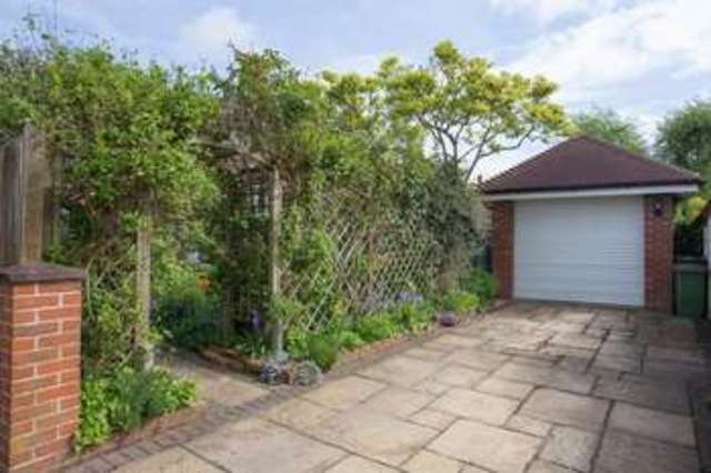  Image of 3 bedroom Detached house for sale in Birch Tree Drive Emsworth PO10 at Birch Tree Drive  Emsworth, PO10 7RY