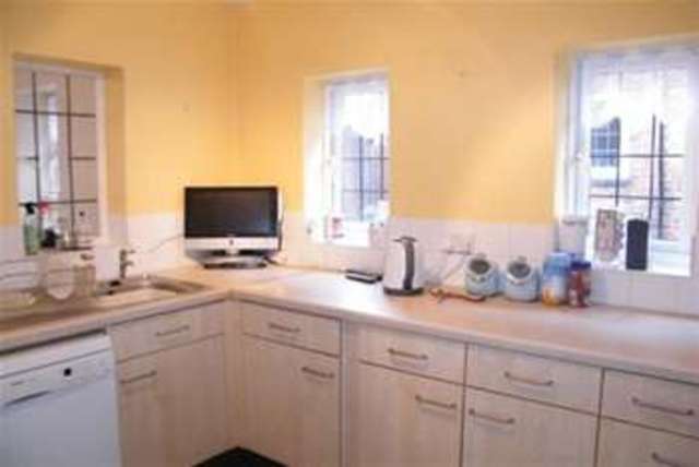  Image of 3 bedroom Detached house to rent in Birmingham Road Stoneleigh Coventry CV8 at Coventry, CV8 3DD