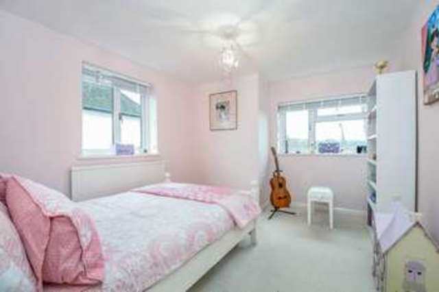  Image of 4 bedroom Detached house for sale in Bishops Avenue Northwood HA6 at Northwood, HA6 3DG