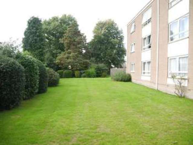  Image of 2 bedroom Flat to rent in Church Road Fair Oak Eastleigh SO50 at Church Road  Bishopstoke, SO50 6DF